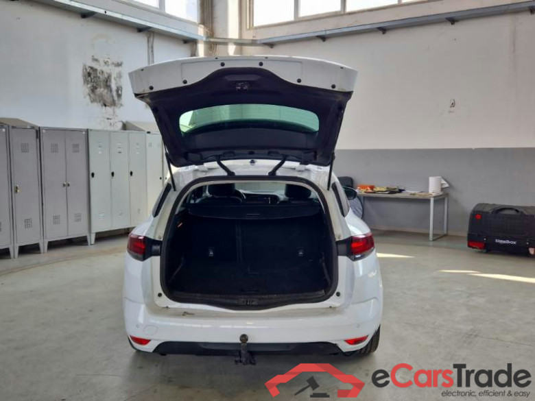 RENAULT MÉGANE SPORTER / 2020 / 5P / STATION WAGON 1.5 DCI 85KW BLUE TECHNO EDC #5
