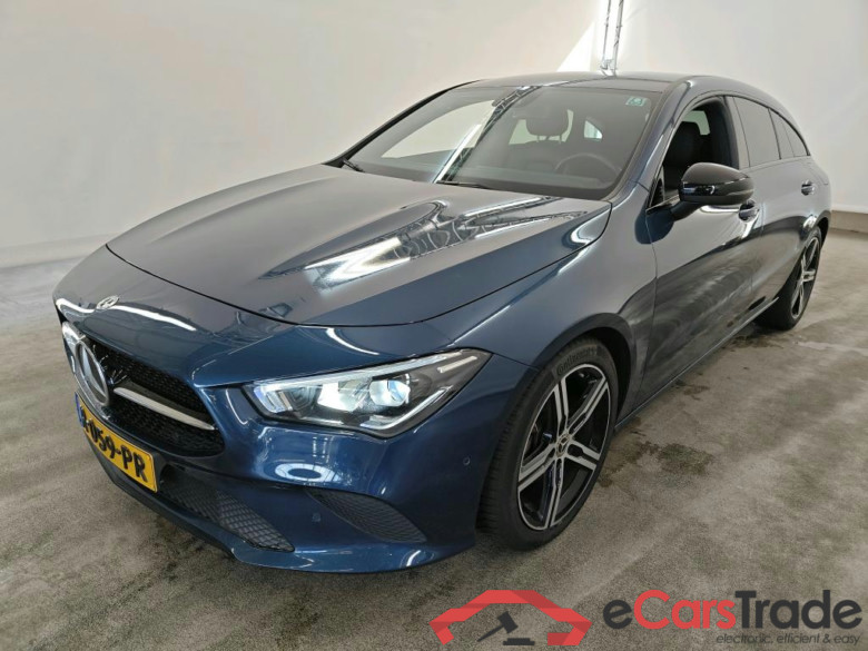 Mercedes-Benz CLA Shooting Brake CLA 180 DCT Bus. Solution Luxury 5d