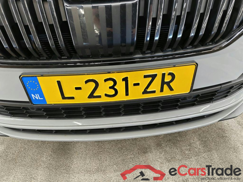 Škoda Karoq 1.5 TSI Greentech DSG Sportline Business 5d #5