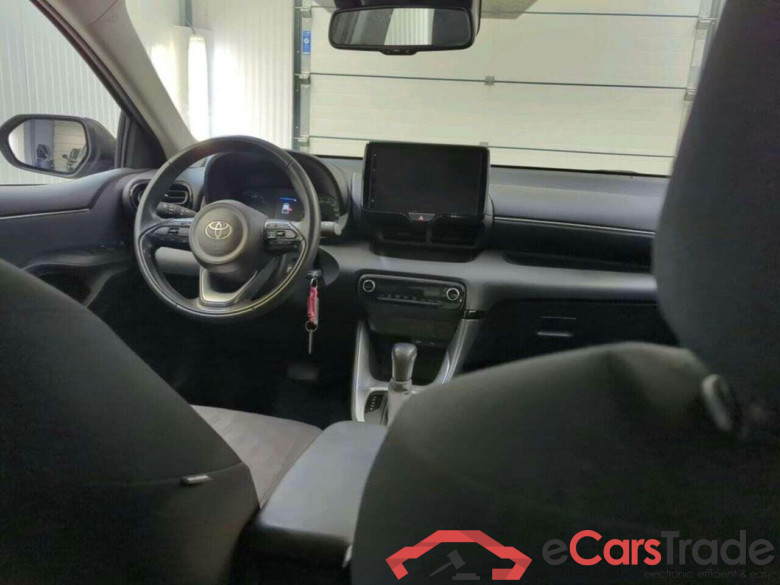 TOYOTA Yaris 1.5 Hyb. 115 Active #3