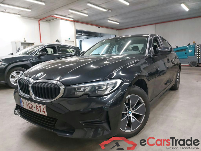 BMW - BMW 3 BERLINE 316dA 122PK Business Edition With Heated Sport Seats & PDC Front & Rear #1