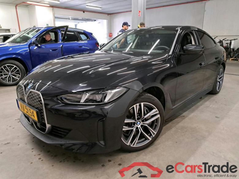 BMW I - BMW I4 eDrive40 340PK With Climatic & Navigation & Sensatec Heated Sport Seats & Park Sensors Front & Rear & 18 Inch BiColor Alloy  * ELECTRIC *