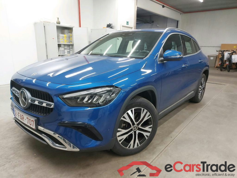 MERCEDES - MER GLA 250 e 218PK DCT Luxury Line & Driving Assistant Plus & Smartphone Integration & Trailer Hook With ESP   * HYBRID * #1