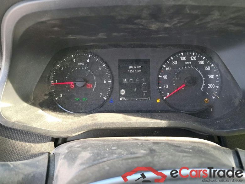 RENAULT Trafic / 2021 / 4P / furgón Furgón L1H1 Blue dCi 96 Kw (130 CV) (AC4) #4