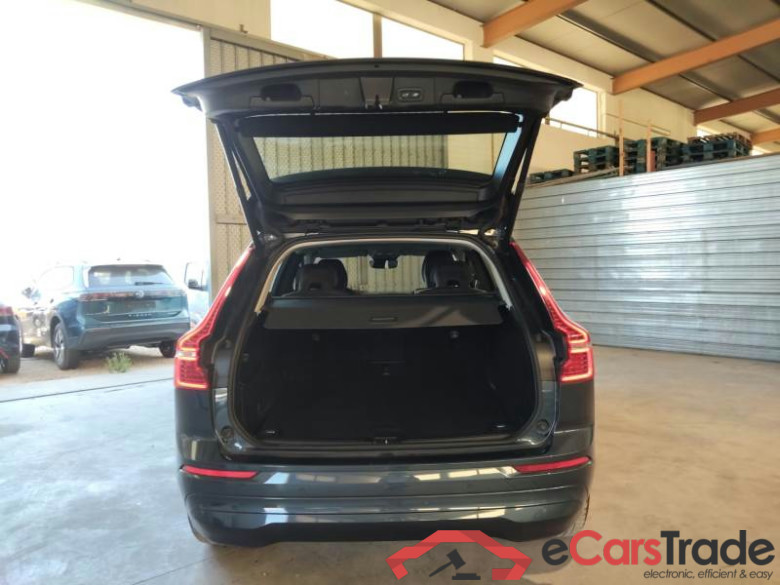 VOLVO XC60 / 2021 / 5P / SUV B4 D AWD AUTOMATICO CORE #5
