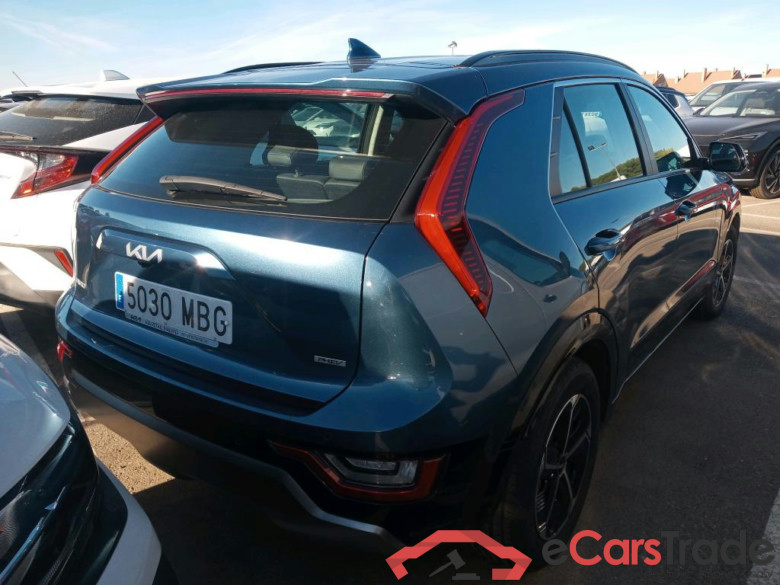 KIA Niro / 2022 / 5P / crossover 1.6 GDi PHEV 135kW (183CV) Drive #2