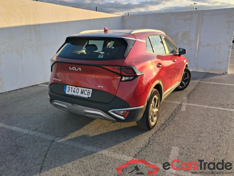 KIA Sportage / 2022 / 5P / todoterreno 1.6 T-GDi HEV 171kW (230CV) Drive 4X2 #2