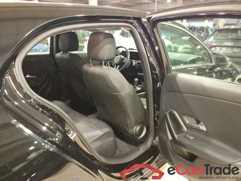 MERCEDES-BENZ CLASS A (W177) A 160 Business Solution #5