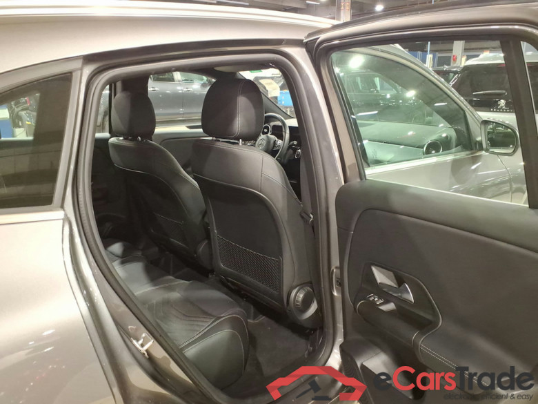 MERCEDES-BENZ GLA 1.3 GLA 250 E DCT BUSINESS SOLUTION #5
