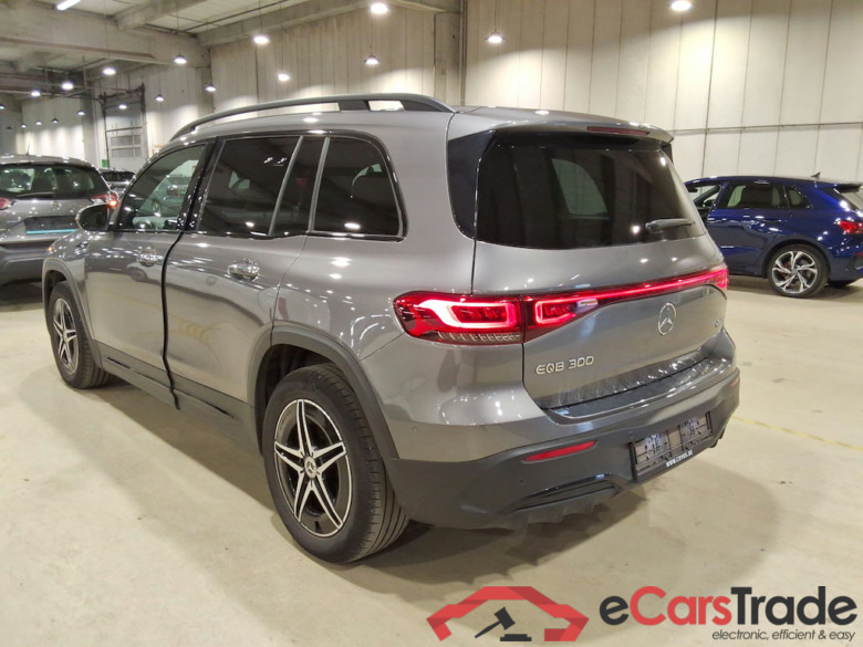 MERCEDES-BENZ EQB BEV 67KWH EQB 300 AMG LINE AUTO 4M #2