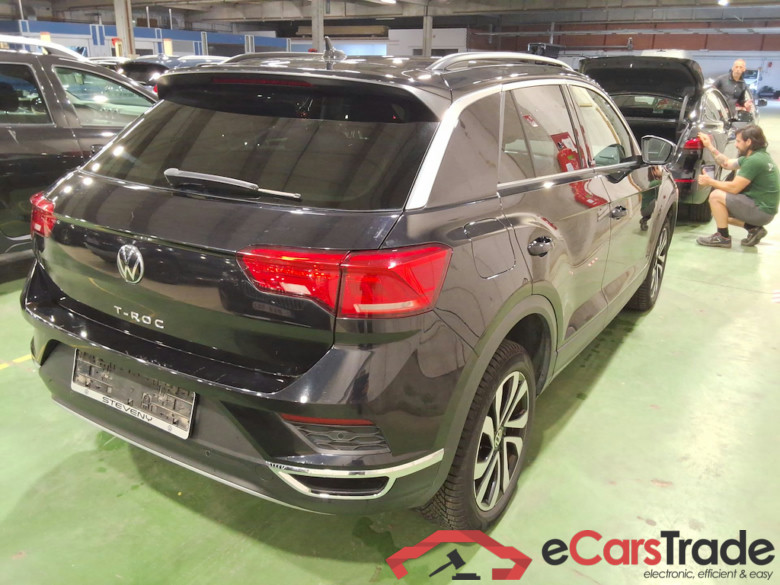VOLKSWAGEN T-ROC 1.0 TSI ACTIVE #4