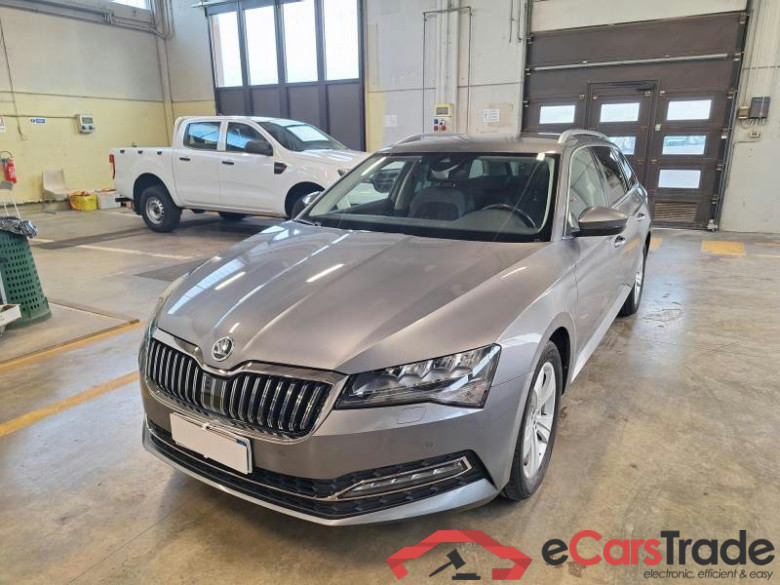 SKODA SUPERB WAGON / 2019 / 5P / STATION WAGON 2.0 TDI EVO 110KW STYLE DSG