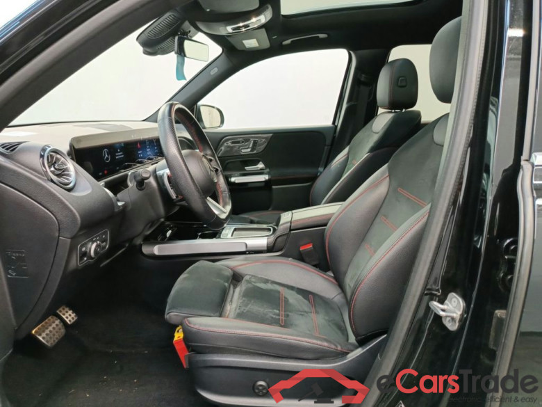 Mercedes-Benz GLB GLB 200 AMG Line 5d #3