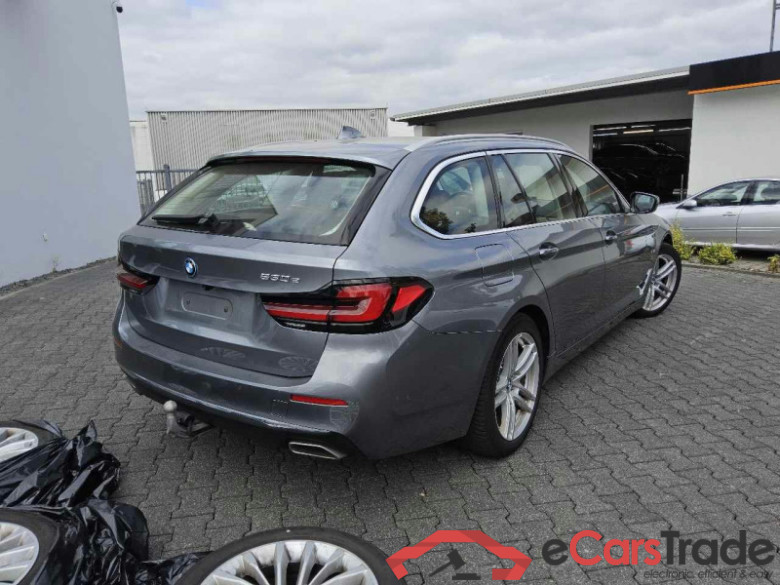 BMW 5 Touring (G31)(2017->) DE - Kb5 530 e EU6d, Luxury Line OPF, (Facelift) 2020 - 2024 #3