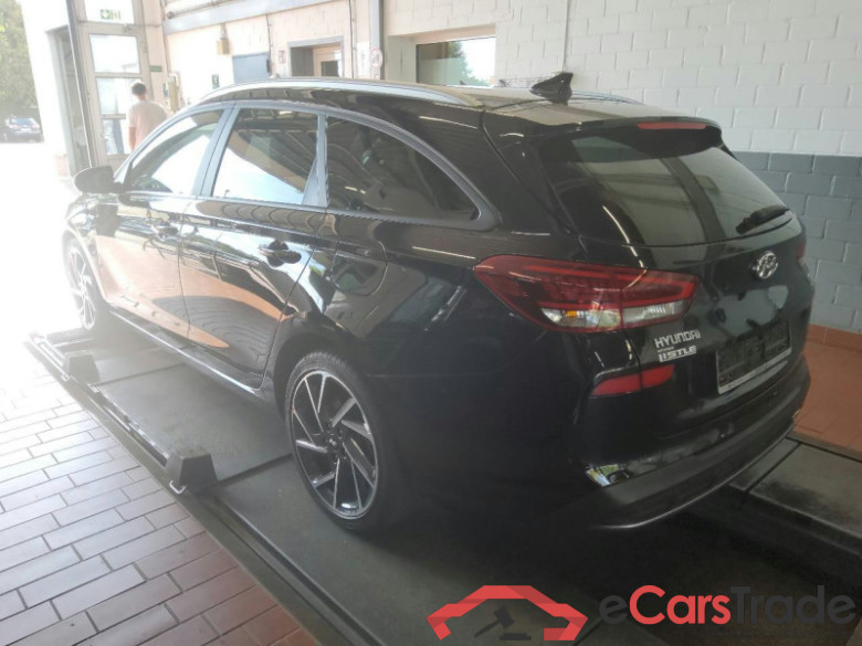 Hyundai i30 cw (PD)(01.2017->) DE - Kb5 1.5 T-GDI Mild-Hybrid EU6d, N Line (OPF), (Facelift) 2021 - 2024 #4