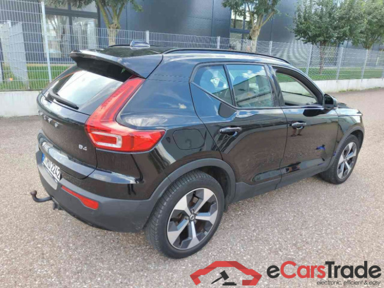 Volvo XC40 (2017->) DE - SUV5 B4 2WD EU6d, Plus Dark, (Facelift) 2022 - 2024 #3