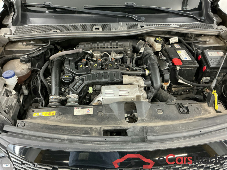 PEUGEOT 2008 - 2020 1.2 PureTech Allure S&S #6