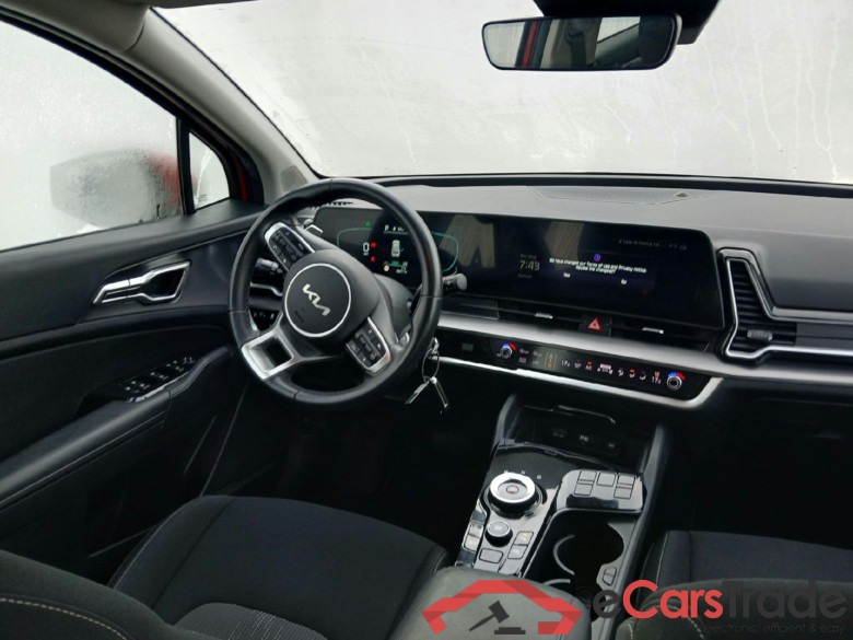 KIA Sportage / 2022 / 5P / todoterreno 1.6 T-GDi HEV 171kW (230CV) Drive 4X2 #3