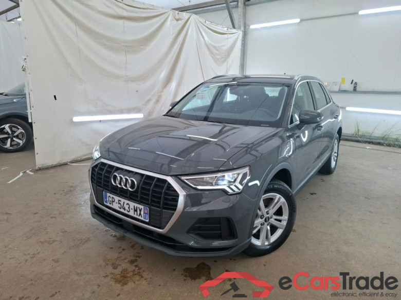 AUDI Q3 / 2018 / 5P / SUV 45 TFSI E 245 S TRONIC BUSINESS LINE #2