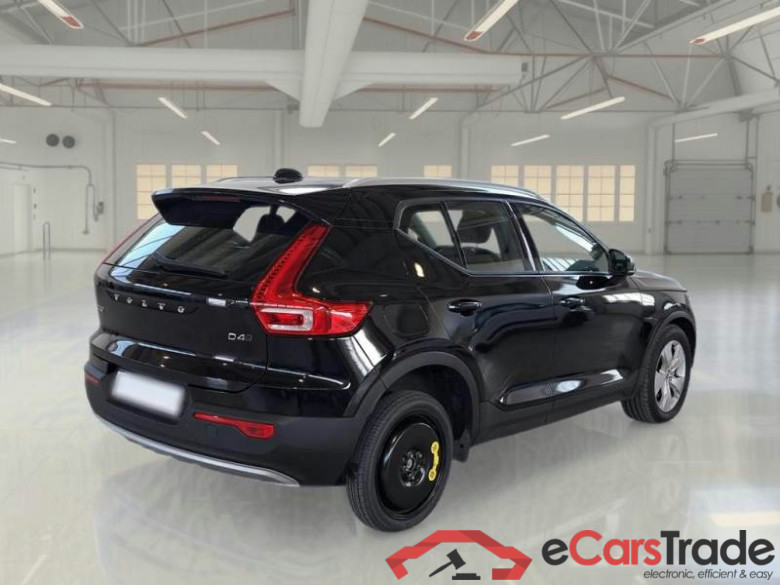 VOLVO XC40 / 2017 / 5P / SUV D4 AWD GEARTRONIC BUSINESS PLUS #2