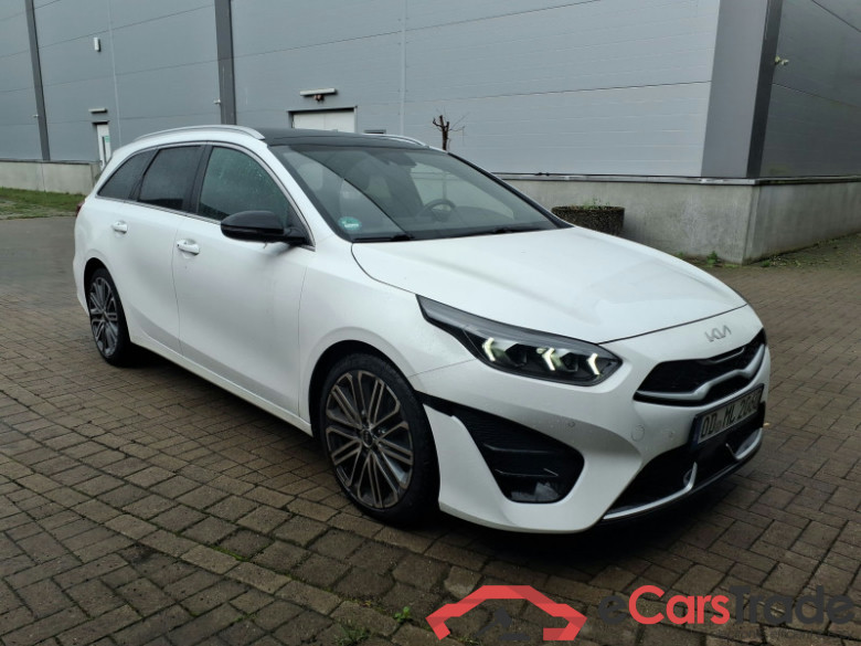 KIA Ceed Sportswagon  #1