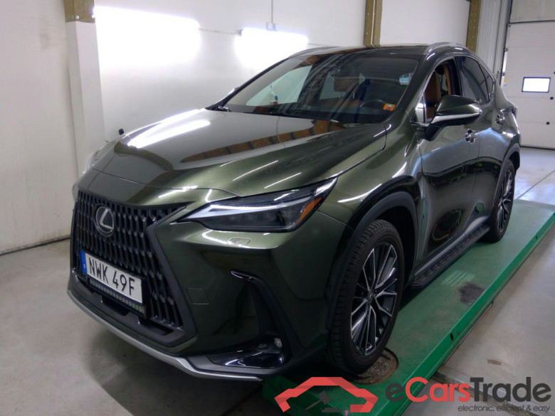 NX 450h Luxury AWD Aut
