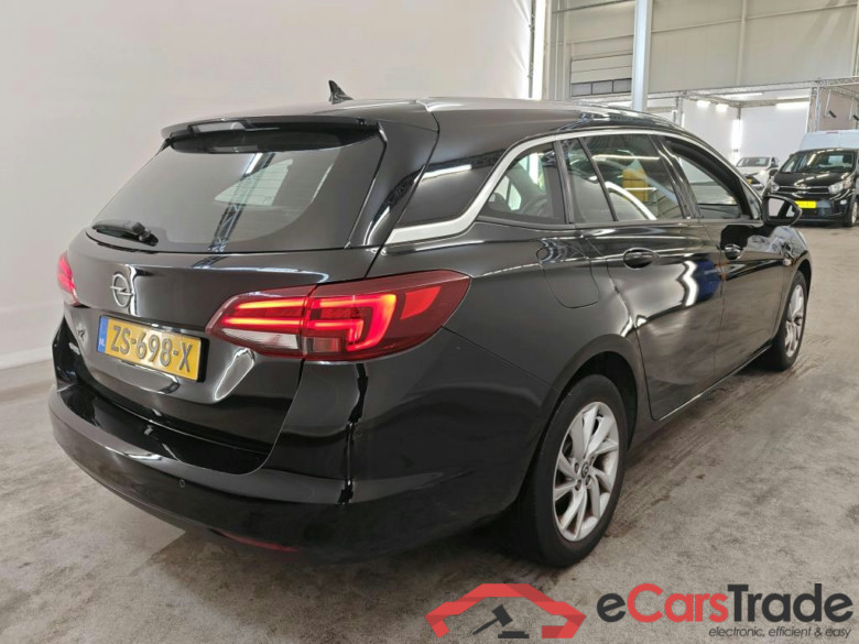 Opel Astra Sports Tourer 1.2 turbo 81kW Elegance 5d #2