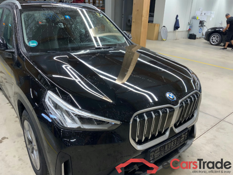 Baureihe iX1 30 xDrive 64kWh #5