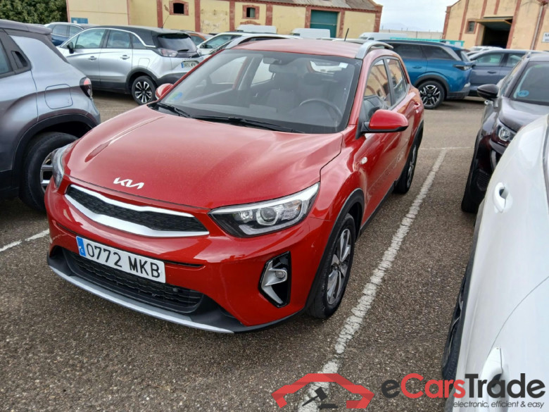 KIA Stonic / 2017 / 5P / todoterreno 1.0 T-GDi 74kW (100CV) MHEV MT Concept