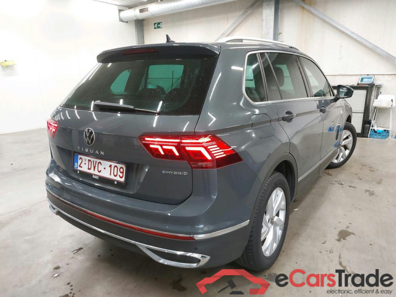 VOLKSWAGEN - VW  TIGUAN 1.4 e-Hybrid 245PK DSG Elegance With Vienna Leather & Winter & Digital Pro & Head Up & Travel Assist & Park Assistance Pack &  Towing Hook  * HYBRID * #2