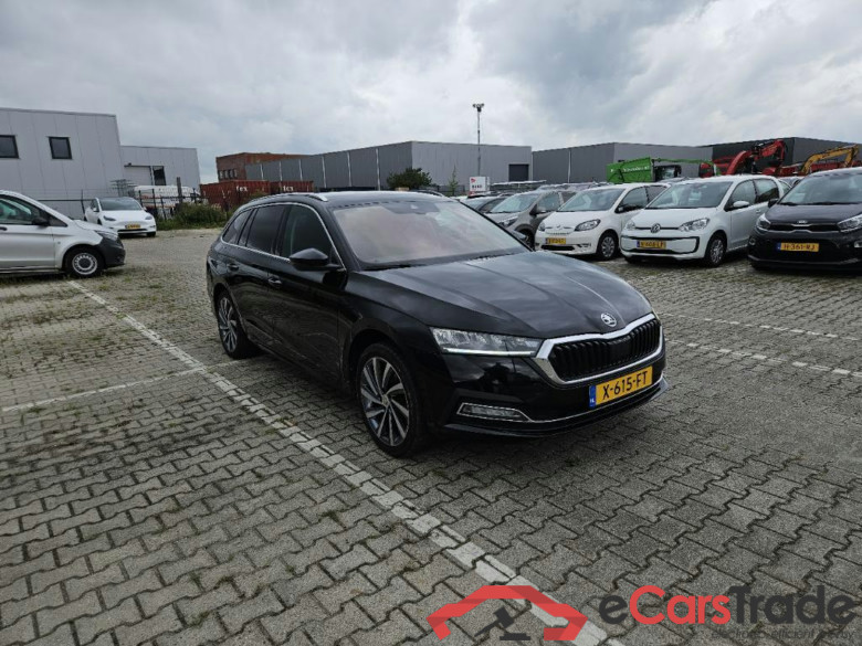SKODA Octavia Combi 110 kW #4