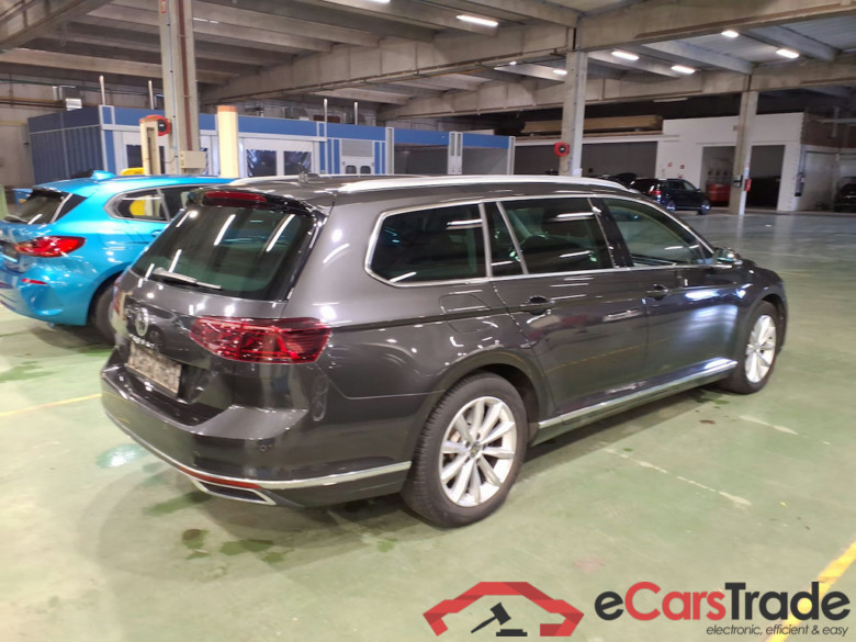 VOLKSWAGEN PASSAT VARIANT 2.0 TDI 90KW MSQ VARIANT ELEGANCE BUSINE #4