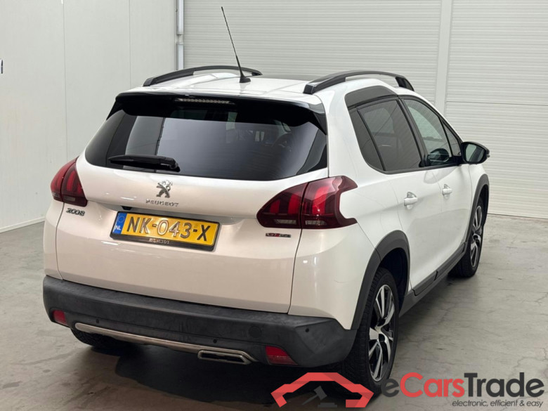 PEUGEOT 2008 1.2 PureTech GT-line #4
