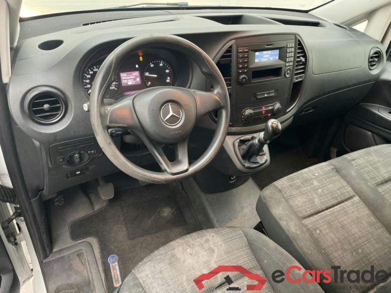 MERCEDES-BENZ Vito 111 CDI Lang Bestelauto van het Jaar editie #6