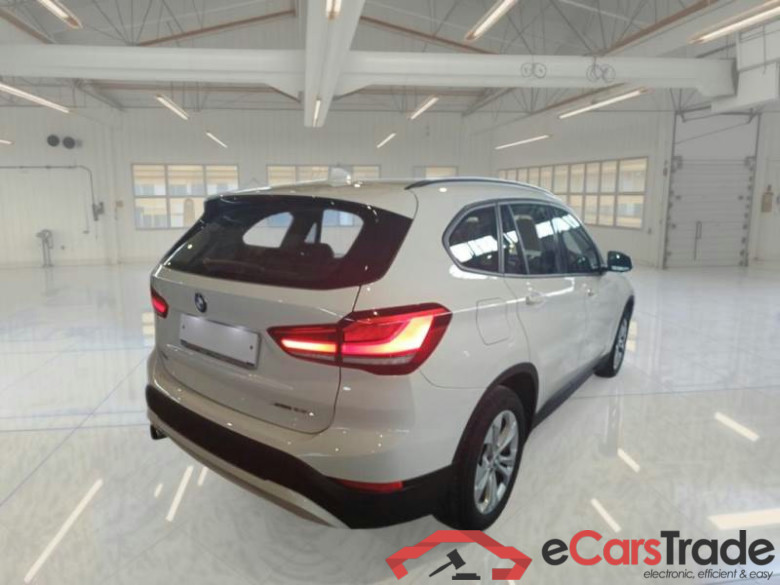 BMW X1 / 2019 / 5P / SUV XDRIVE 25E BUSINESS ADVANTAGE AUTOMATICO #2