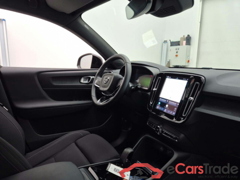 VOLVO XC40 RECHARGE CORE #3