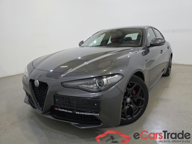 Alfa Romeo Giulia 2.2 MJD Sprint Aut. Bi-Xenon ACC Navi-Pro 1/2 Leather KeylessGo Klima PDC ...