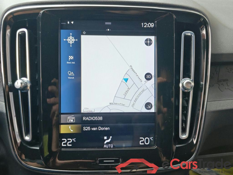 VOLVO XC40 192 kW #2