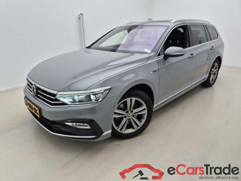 VOLKSWAGEN Passat Variant 1.5 TSI R-Line Bns