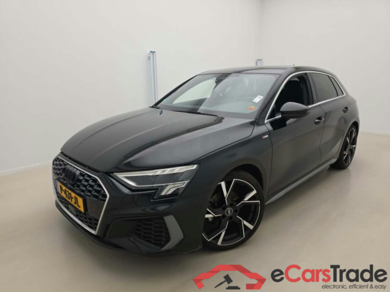 AUDI A3 Sportback 30 TFSI S edition #1