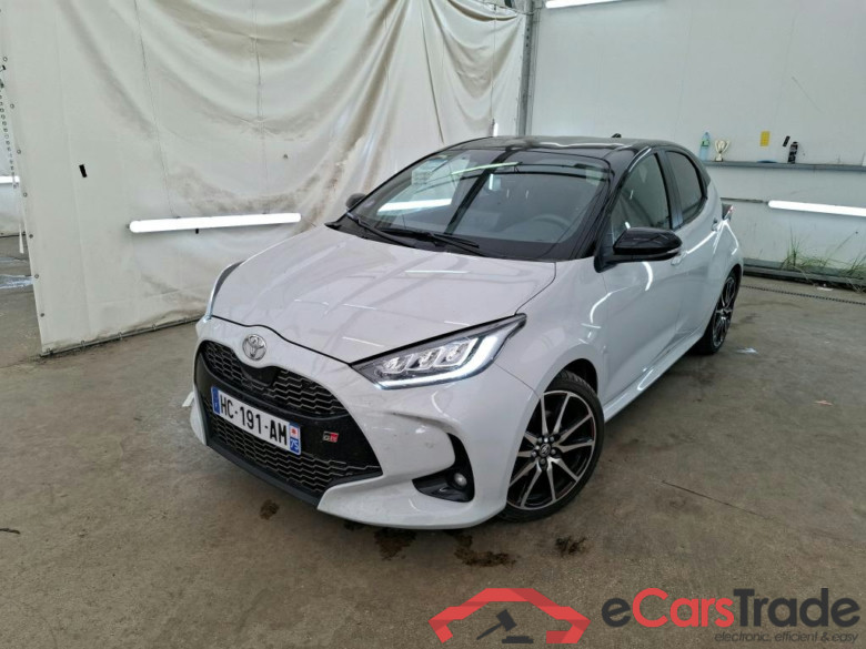 TOYOTA Yaris Hybride / 2022 / 5P / Berline Hybride 130h GR SPORT