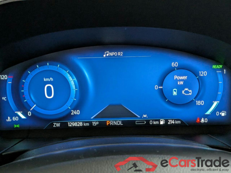 FORD Kuga 2.5 PHEV ST-Line #5