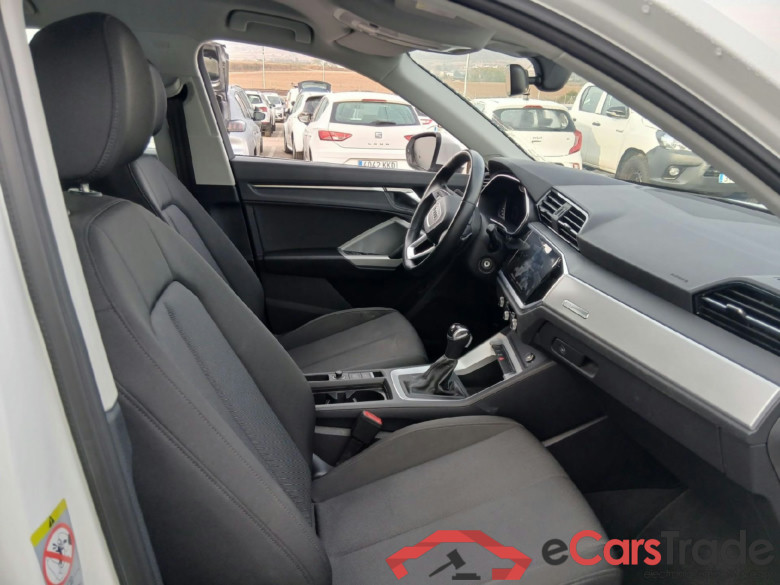 AUDI Q3 / 2018 / 5P / todoterreno Advanced 35 TDI 110kW (150CV) S tronic (AC9) #6