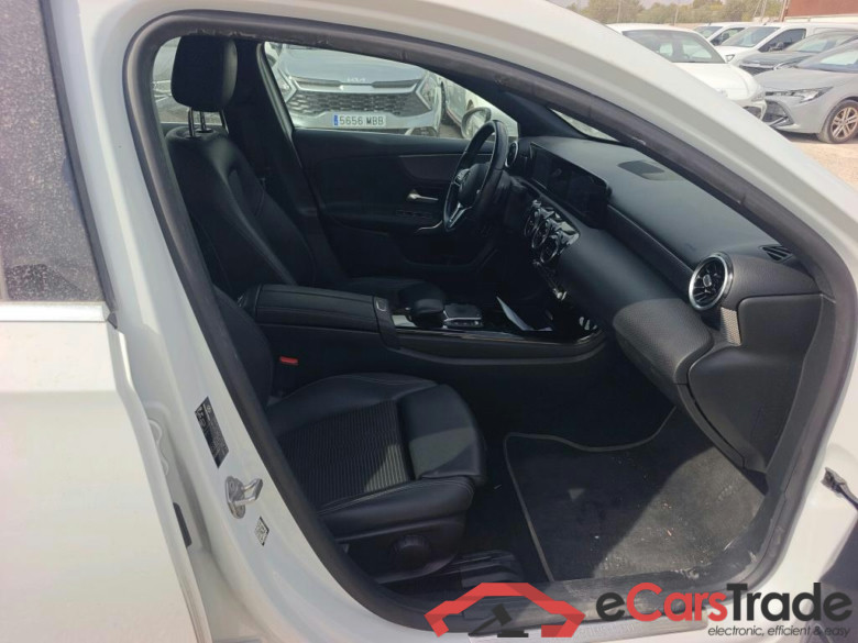 MERCEDES-BENZ Clase A / 2018 / 5P / berlina con portón A 250 e #6