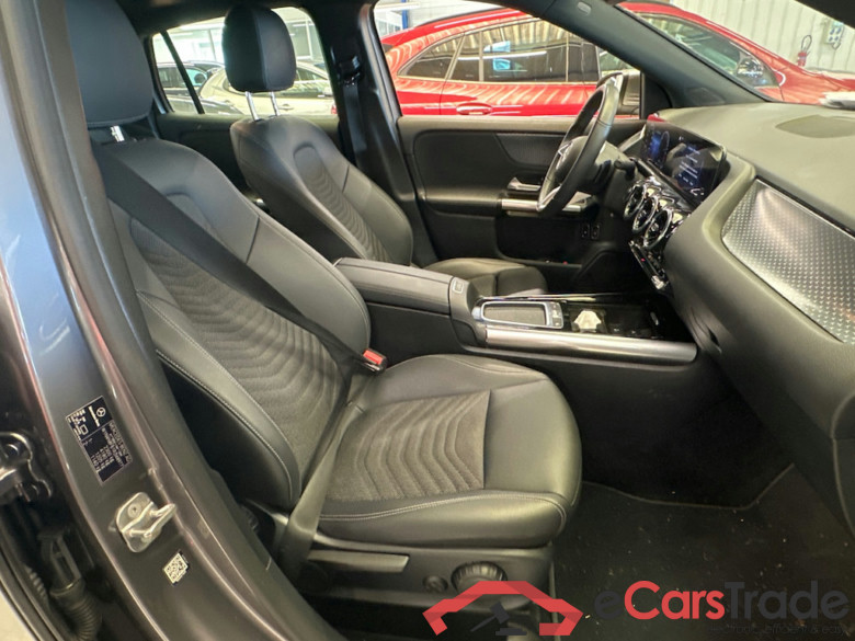 Mercedes GLA 250e Facelift Plug-In Hybrid Progressive Aut. LED Widescreen Navi 1/2 Sport-Leather KeylessGo Camera Klima PDC ... #6