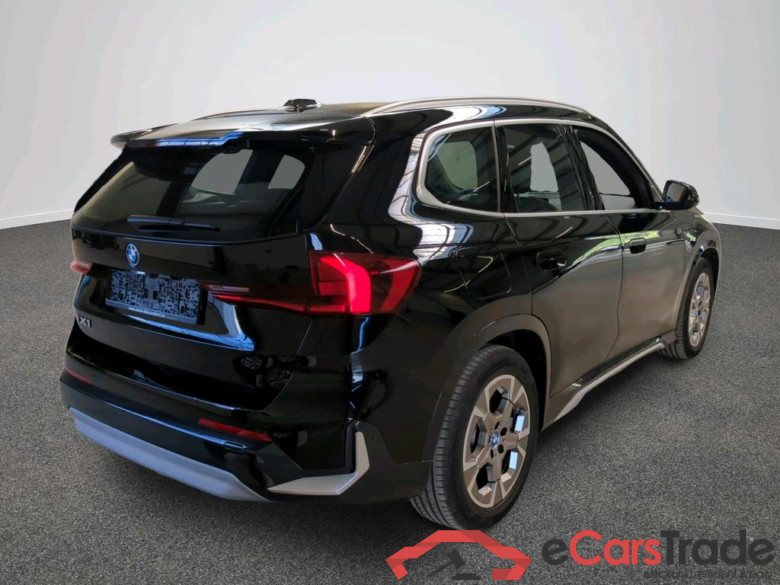 Baureihe iX1 30 xDrive xLine 64kWh #2