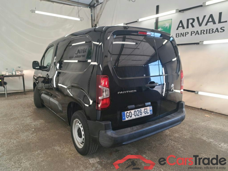 PEUGEOT Partner / 2018 / 4P / Fourgonnette Taille M 650kg PureTech 110 S&S BVM6 #2