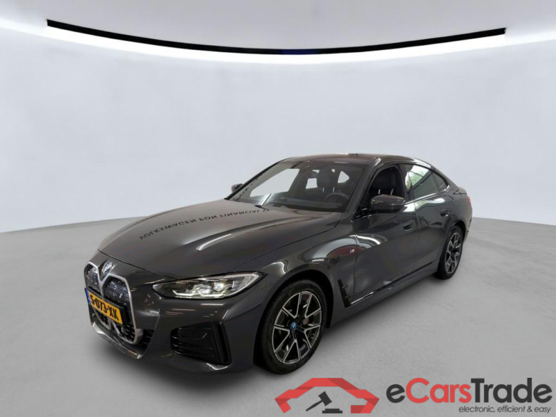 BMW i4 210 kW #1