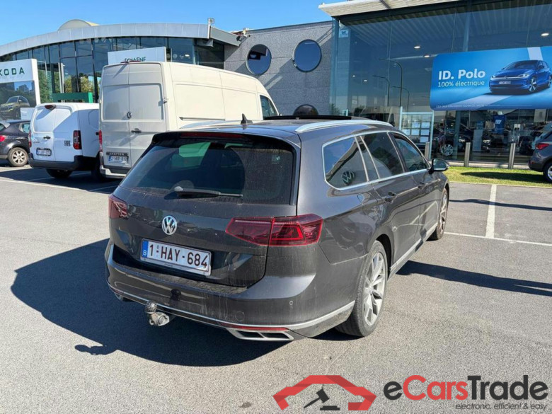 VOLKSWAGEN Passat Variant Dsl SW 2.0 TDi SCR Elegance Business DSG #3