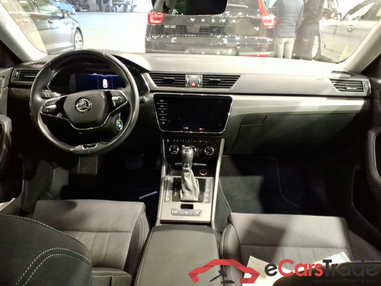 SKODA SUPERB COMBI DIESEL - 2019 2.0 CR TDi Style DSG #6